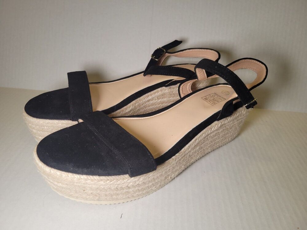 Women's Size 40 (8.5) Black Strappy Platform Wedge Espadrille Woven Roman Sandal